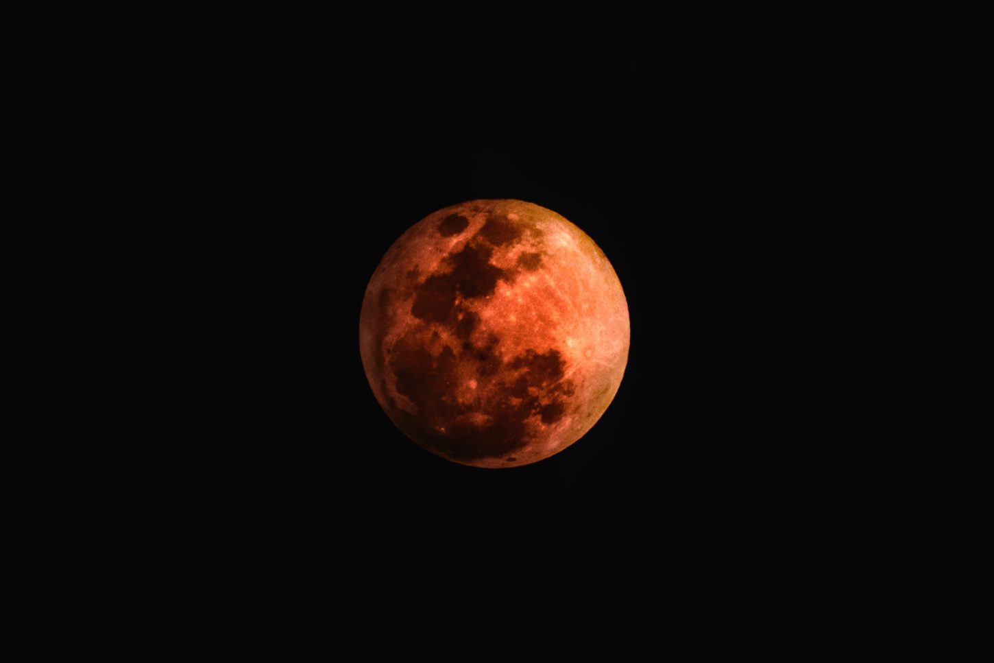 A Practical Guide To Manifesting In The New Moon Full Moon Phases